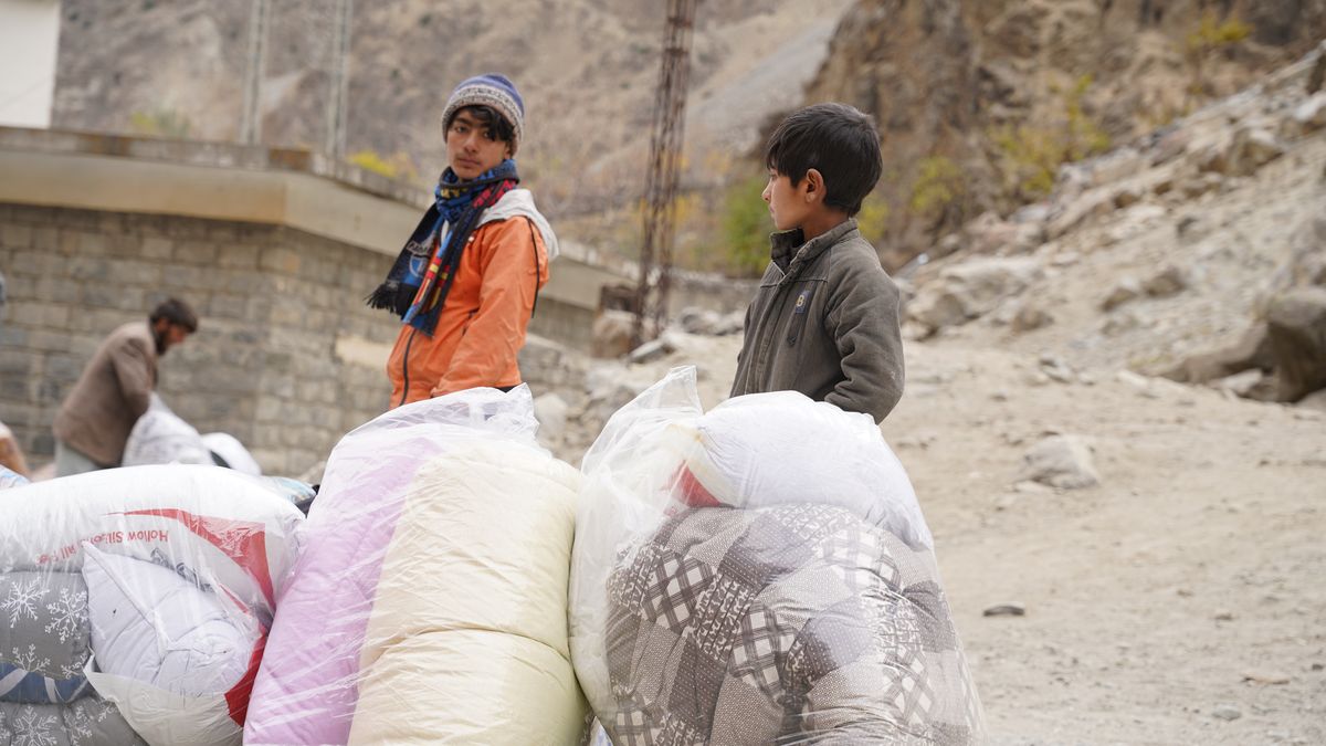 Blanket Distribution — Photo 6
