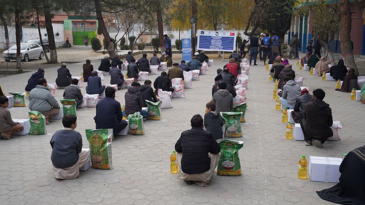 Ration Distribution — Photo 2