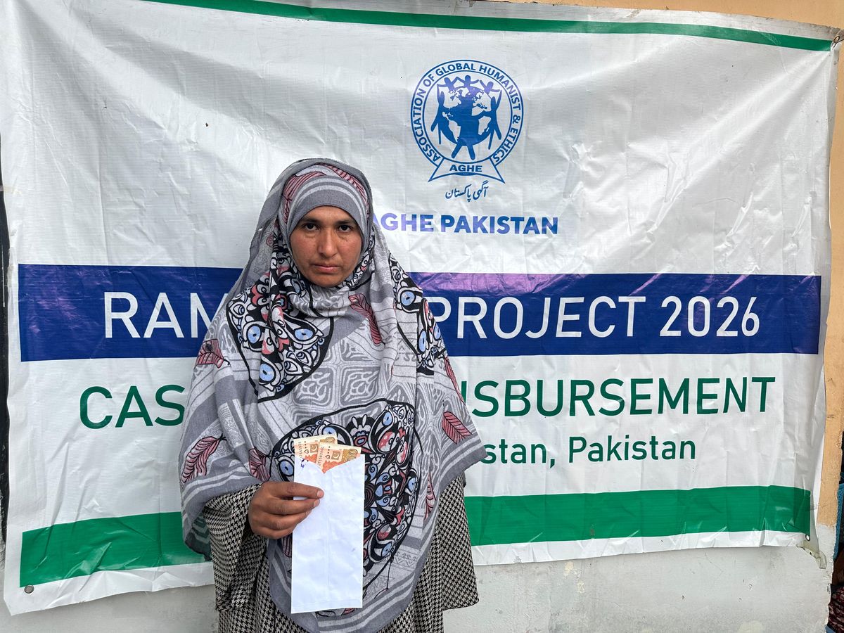 Zakat Cash Distribution — Photo 7
